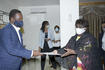 Roque Silva Secretario Geral da Frelimo durante a entrega material de prevencao do Coovid 19 `a ao Gabinete da primeira-Dama Isaura Nyusi